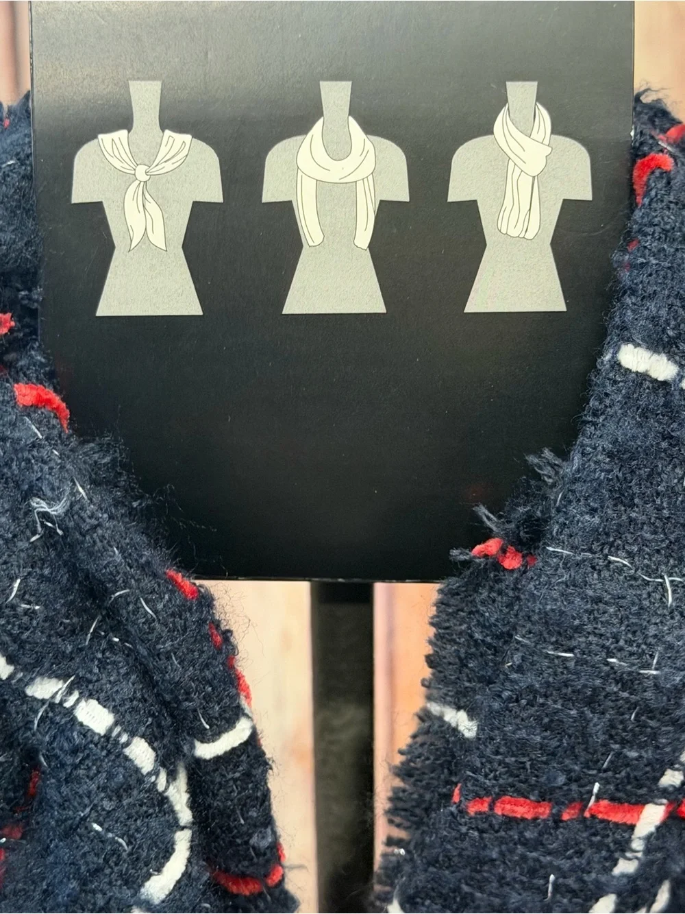 ✨NWT✨Women’s Red, White & Blue Tweed Scarf w/ Eyelash Edges